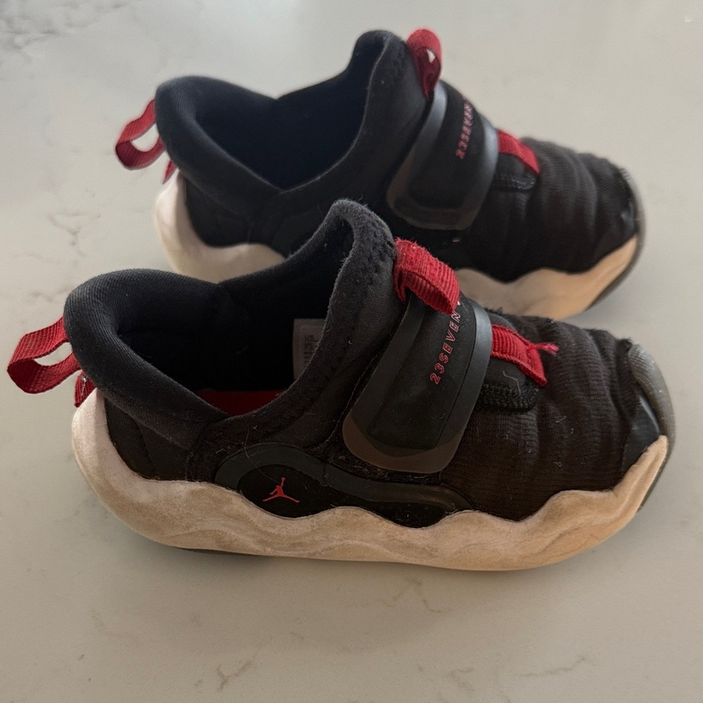 Jordan Kids Black and Red Sneakers